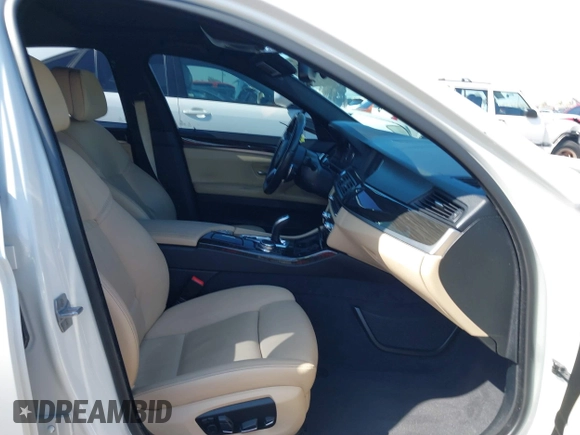 2016 BMW 5 Series 535i with VIN WBA5B1C54GG134991, listed as a IAAI auction lot 41573388 with 91,161 mi miles and . Bid and sale history available at DreamBid. Image 5.