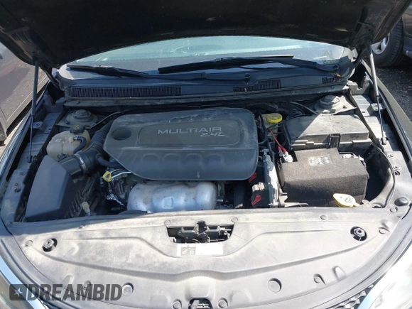 2015 Chrysler 200 Limited with VIN 1C3CCCABXFN564910, listed as a IAAI auction lot 41928479 with 171,857 mi miles. Bid and sale history available at carsss.com. Image 10.