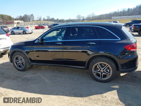 2021 Mercedes-Benz GLC 300 z VIN W1N0G8EB3MV307247, wystawiony jako IAAI lot #41654535 z przebiegiem 31 292 mil mil oraz . Historia ofert i sprzedaży dostępna na DreamBid. Obrazek 14.