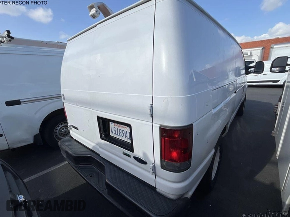 2010 Ford Econoline Cargo Commercial with VIN 1FTNE1EW9ADA90897, listed as a IAAI auction lot 42175233 with 222,826 mi miles and . Bid and sale history available at carsss.com. Image 1.