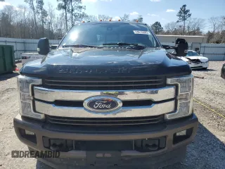 2017 Ford F-350 Lariat z VIN 1FT8W3DT9HED29396, wystawiony jako Copart lot #44615085 z przebiegiem 142 104 mil mil oraz Szkoda całkowita • Salvage title. Historia ofert i sprzedaży dostępna na DreamBid. Obrazek 5.