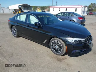2020 BMW 5 Series 530i xDrive z VIN WBAJR7C03LCD76807, wystawiony jako IAAI lot #41887586 z przebiegiem 54 830 mil mil oraz . Historia ofert i sprzedaży dostępna na DreamBid. Obrazek 1.