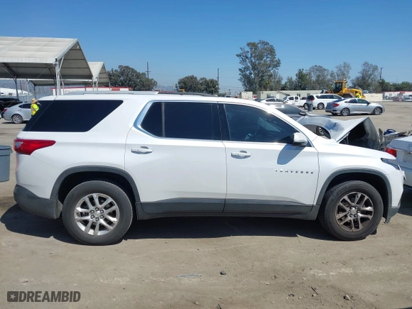2018 Chevrolet Traverse LT Cloth with VIN 1GNERGKW5JJ236555, listed as a IAAI auction lot 41986598 with 106,740 mi miles. Bid and sale history available at carsss.com. Image 13.