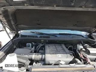 2019 Toyota Tundra SR5 с VIN 5TFAY5F18KX821545, выставлен на аукционе Copart как лот 71276995 с пробегом 99 144 миль миль и Списание • Salvage title. История ставок и продаж доступна на DreamBid. Изображение 13.