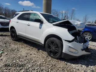 2017 Chevrolet Equinox LT with VIN 2GNALCEK9H1580492, listed as a Copart auction lot 53174325 with 118,190 mi miles and Clean Title. Bid and sale history available at carsss.com. Image 4.