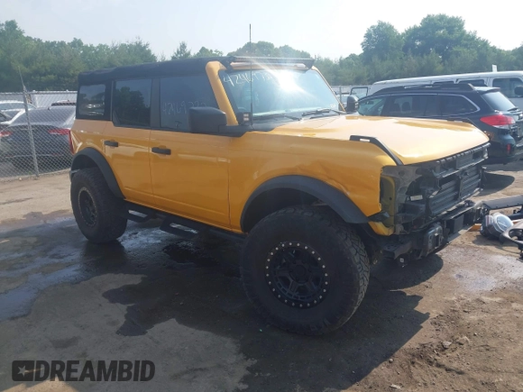 2022 Ford Bronco with VIN 1FMDE5BH8NLB86567, listed as a IAAI auction lot 42469732 with 27,681 mi miles and . Bid and sale history available at DreamBid. Image 1.