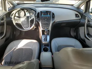2012 Buick Verano z VIN 1G4PP5SK4C4174927, wystawiony jako Copart lot #63293075 z przebiegiem 221 985 mil mil oraz Szkoda całkowita • Salvage title. Historia ofert i sprzedaży dostępna na DreamBid. Obrazek 8.
