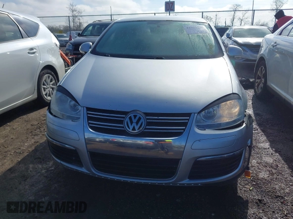 2008 Volkswagen Jetta Sedan S with VIN 3VWJM71K98M109788, listed as a IAAI auction lot 41969541 with 202,706 mi miles. Bid and sale history available at carsss.com. Image 13.