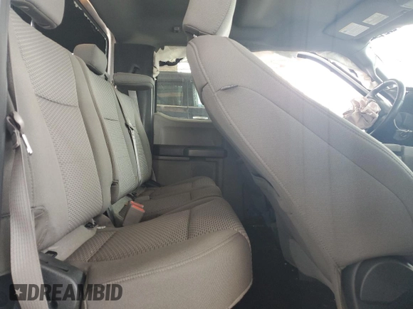 2018 Ford F-150 XL с VIN 1FTFX1CG1JKC67352, выставлен на аукционе Copart как лот 59598515 с пробегом 177 437 миль миль и Списание • Salvage title. История ставок и продаж доступна на DreamBid. Изображение 10.