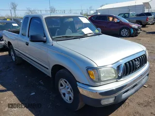 2003 Toyota Tacoma z VIN 5TEVL52N53Z153190, wystawiony jako IAAI lot #41977936 z przebiegiem 206 797 mil mil oraz . Historia ofert i sprzedaży dostępna na DreamBid. Obrazek 1.