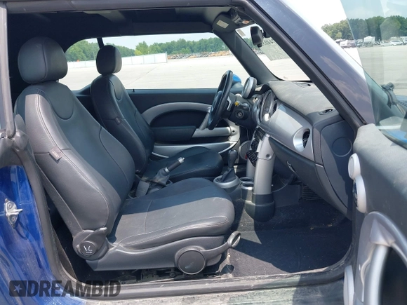 2008 MINI Convertible with VIN WMWRF33568TG18867, listed as a IAAI auction lot 42744033 with 131,586 mi miles and . Bid and sale history available at DreamBid. Image 5.