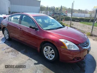 2012 Nissan Altima S z VIN 1N4AL2AP5CC212002, wystawiony jako IAAI lot #41914765 z przebiegiem 178 443 mil mil oraz . Historia ofert i sprzedaży dostępna na DreamBid. Obrazek 1.