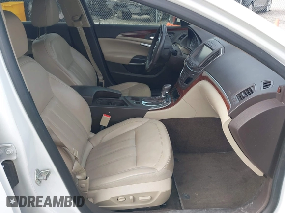 2016 Buick Regal Premium II z VIN 2G4GS5GX0G9182335, wystawiony jako IAAI lot #42356491 z przebiegiem 136 068 mil mil oraz . Historia ofert i sprzedaży dostępna na DreamBid. Obrazek 5.