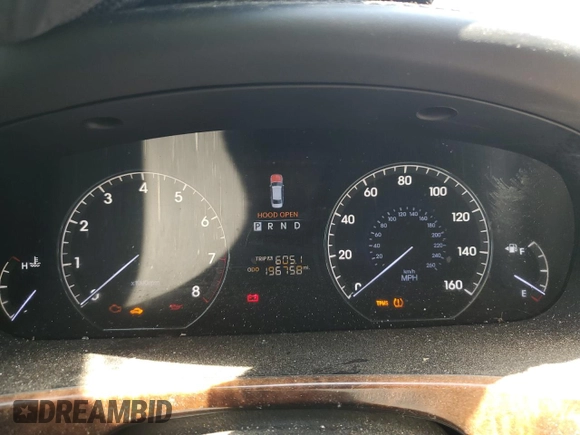 2013 Hyundai Equus Signature with VIN KMHGH4JH1DU062410, listed as a Copart auction lot 53730735 with 196,758 mi miles and Clean Title. Bid and sale history available at DreamBid. Image 9.