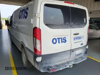 2018 Ford Transit с VIN 1FTYR1YG1JKA49052, выставлен на аукционе IAAI как лот 42796205 с пробегом 133 321 миль миль и . История ставок и продаж доступна на DreamBid. Изображение 27.