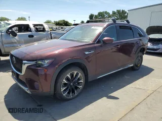 2024 Mazda CX-90 Premium Plus z VIN JM3KKEHA8R1136050, wystawiony jako Copart lot #56730785 z przebiegiem 30 824 mil mil oraz Szkoda całkowita • Salvage title. Historia ofert i sprzedaży dostępna na DreamBid. Obrazek 1.