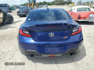 2022 Toyota GR86 Premium with VIN JF1ZNBF15N8756720, listed as a Copart auction lot 70085564 with 26,354 mi miles and Salvage Title. Bid and sale history available at carsss.com. Image 6.