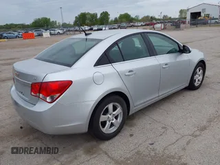 2013 Chevrolet Cruze 1LT with VIN 1G1PC5SB7D7203331, listed as a IAAI auction lot 42142672 with 189,883 mi miles and . Bid and sale history available at DreamBid. Image 4.