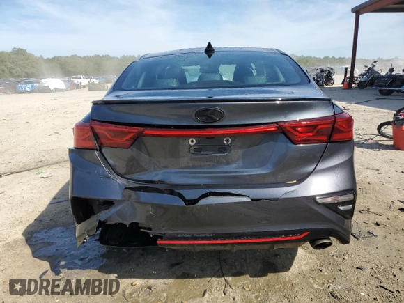 2021 Kia Forte GT-Line z VIN 3KPF34AD2ME273741, wystawiony jako Copart lot #54116265 z przebiegiem 117 336 mil mil oraz Czysty tytuł • Clean title. Historia ofert i sprzedaży dostępna na DreamBid. Obrazek 6.