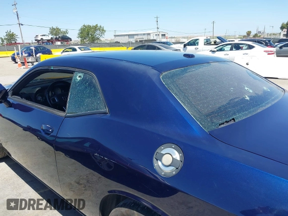 2013 Dodge Challenger R/T z VIN 2C3CDYBT9DH565280, wystawiony jako IAAI lot #42315527 z przebiegiem 128 638 mil mil oraz . Historia ofert i sprzedaży dostępna na DreamBid. Obrazek 6.