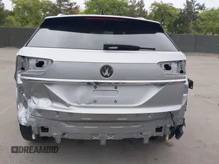 2021 Volkswagen Atlas SE с VIN 1V2WC2CA5MC236132, выставлен на аукционе IAAI как лот 42391621 с пробегом 55 145 миль миль и . История ставок и продаж доступна на DreamBid. Изображение 6.