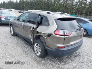 2020 Jeep Cherokee Latitude с VIN 1C4PJLCB8LD606699, выставлен на аукционе IAAI как лот 42281596 с пробегом 46 070 миль миль и . История ставок и продаж доступна на DreamBid. Изображение 3.