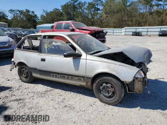 1990 Geo Metro z VIN 2C1MR2466L6018173, wystawiony jako Copart lot #72966054 z przebiegiem 88 980 mil mil oraz Szkody całkowita. Historia ofert i sprzedaży dostępna na DreamBid. Obrazek 4.