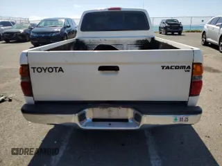 2002 Toyota Tacoma with VIN 5TEVL52NX2Z017779, listed as a Copart auction lot 43947225 with 272,365 mi miles and Salvage title. Bid and sale history available at DreamBid. Image 6.