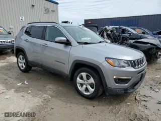 2017 Jeep Compass Latitude with VIN 3C4NJCBB3HT632878, listed as a Copart auction lot 51684305 with 162,845 mi miles and Non Repairable. Bid and sale history available at carsss.com. Image 4.
