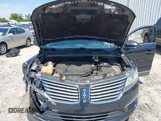 2015 Lincoln MKC z VIN 5LMCJ1A95FUJ18259, wystawiony jako IAAI lot #42294839 z przebiegiem 188 224 mil mil oraz . Historia ofert i sprzedaży dostępna na DreamBid. Obrazek 10.