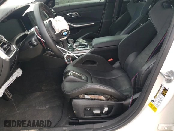 2021 BMW M3 Competition z VIN WBS33AY0XMFL32795, wystawiony jako Copart lot #52745265 z przebiegiem Nie podano mil oraz Szkoda całkowita • Salvage title. Historia ofert i sprzedaży dostępna na DreamBid. Obrazek 7.