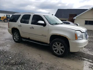 2010 GMC Yukon Denali with VIN 1GKUKEEF5AR242046, listed as a Copart auction lot 53712205 with 190,847 mi miles and Clean Title. Bid and sale history available at carsss.com. Image 4.