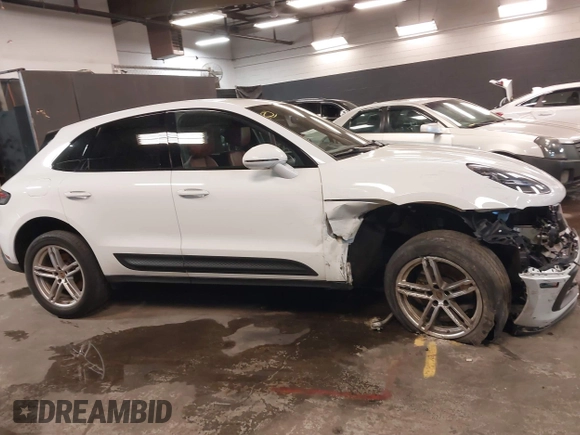 2022 Porsche Macan with VIN WP1AA2A54NLB03594, listed as a IAAI auction lot 41696623 with 43,779 mi miles and . Bid and sale history available at DreamBid. Image 13.