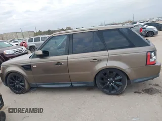 2013 Land Rover Range Rover Sport HSE Lux с VIN SALSK2D42DA788963, выставлен на аукционе IAAI как лот 41435536 с пробегом 150 522 миль миль и . История ставок и продаж доступна на DreamBid. Изображение 14.