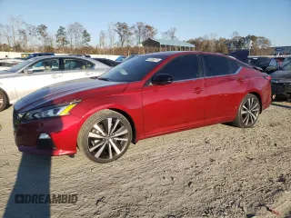 2022 Nissan Altima 2.0 SR with VIN 1N4AL4CV1NN307610, listed as a Copart auction lot 83268074 with 8,830 mi miles and Salvage Title. Bid and sale history available at carsss.com. Image 1.