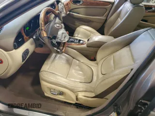2008 Jaguar XJ 8 LWB with VIN SAJWA79BX8SH28580, listed as a Copart auction lot 53297425 with 111,664 mi miles and Non Repairable. Bid and sale history available at DreamBid. Image 7.