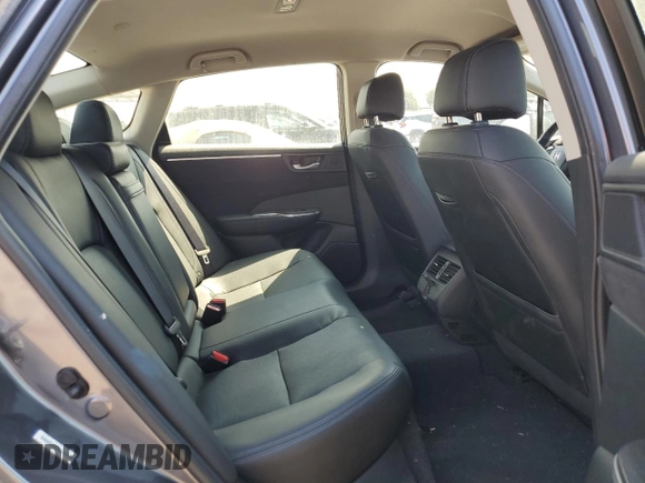 2018 Honda Clarity Plug-In Hybrid Touring with VIN JHMZC5F35JC013032, listed as a Copart auction lot 70244334 with 83,049 mi miles and Salvage Title. Bid and sale history available at carsss.com. Image 10.