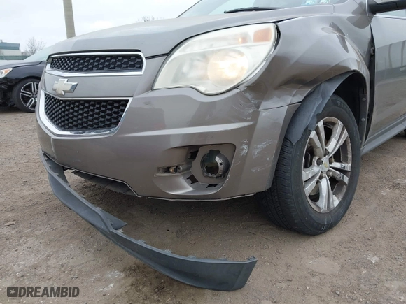 2010 Chevrolet Equinox LT w/1LT with VIN 2CNALDEW3A6297270, listed as a IAAI auction lot 41793511 with 140,732 mi miles. Bid and sale history available at carsss.com. Image 6.