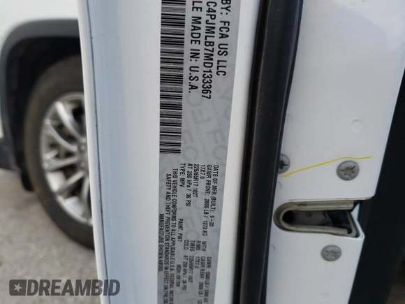 2021 Jeep Cherokee Latitude Plus z VIN 1C4PJMLB7MD133367, wystawiony jako Copart lot #49389785 z przebiegiem 156 663 mil mil oraz Szkoda całkowita • Salvage title. Historia ofert i sprzedaży dostępna na DreamBid. Obrazek 14.
