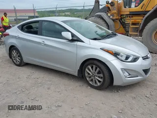 2016 Hyundai Elantra SE z VIN 5NPDH4AEXGH757660, wystawiony jako IAAI lot #42240852 z przebiegiem 50 841 mil mil oraz . Historia ofert i sprzedaży dostępna na DreamBid. Obrazek 1.