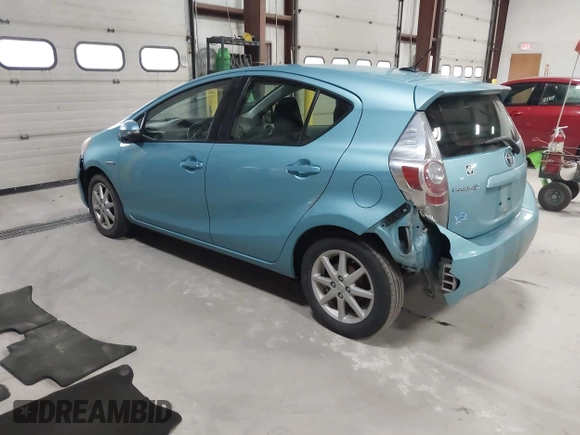 2014 Toyota Prius One z VIN JTDKDTB3XE1060360, wystawiony jako IAAI lot #41972531 z przebiegiem 140 012 mil mil oraz . Historia ofert i sprzedaży dostępna na DreamBid. Obrazek 3.