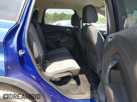 2014 Ford Escape SE z VIN 1FMCU0GXXEUB21280, wystawiony jako IAAI lot #42494933 z przebiegiem 153 131 mil mil oraz . Historia ofert i sprzedaży dostępna na DreamBid. Obrazek 8.