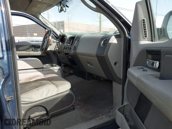 2008 Ford F-150 XLT z VIN 1FTPW14V58FA60941, wystawiony jako IAAI lot #41705754 z przebiegiem 246 125 mil mil oraz . Historia ofert i sprzedaży dostępna na DreamBid. Obrazek 5.