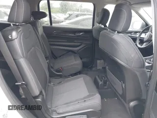 2023 Jeep Grand Cherokee Altitude with VIN 1C4RJJAGXP8755254, listed as a IAAI auction lot 42105780 with 23,030 mi miles and . Bid and sale history available at DreamBid. Image 8.