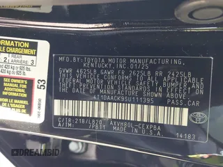 2025 Toyota Camry LE z VIN 4T1DAACK9SU111395, wystawiony jako IAAI lot #41782794 z przebiegiem 249 mil mil oraz . Historia ofert i sprzedaży dostępna na DreamBid. Obrazek 9.