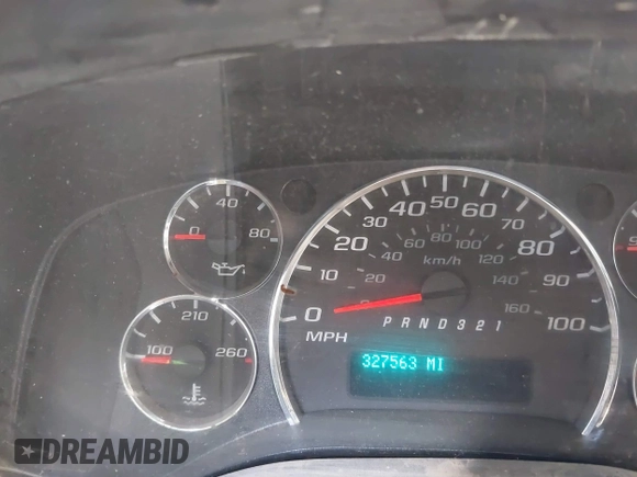 2008 Chevrolet Express Cargo Van with VIN 1GCGG25C581129690, listed as a IAAI auction lot 41541035 with 328,651 mi miles. Bid and sale history available at carsss.com. Image 7.
