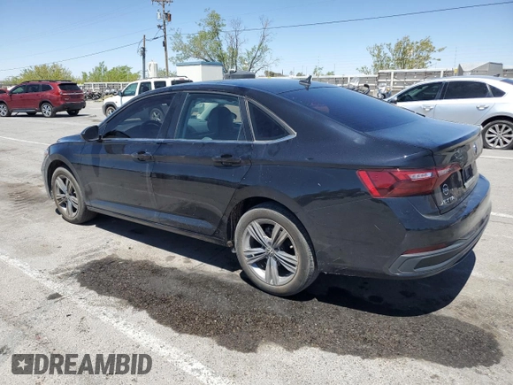 2022 Volkswagen Jetta SE z VIN 3VW7M7BU7NM032943, wystawiony jako Copart lot #54368325 z przebiegiem 32 106 mil mil oraz Szkoda całkowita • Salvage title. Historia ofert i sprzedaży dostępna na DreamBid. Obrazek 2.