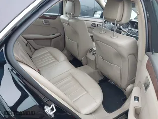 2013 Mercedes-Benz E-Class E 350 Luxury with VIN WDDHF8JB7DA708803, listed as a IAAI auction lot 41559901 with 101,097 mi miles. Bid and sale history available at carsss.com. Image 8.