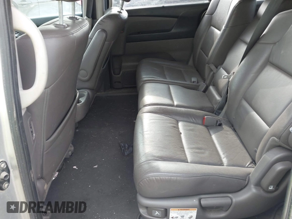 2014 Honda Odyssey EX-L with VIN 5FNRL5H62EB101392, listed as a IAAI auction lot 42689945 with 289,242 mi miles and . Bid and sale history available at DreamBid. Image 8.