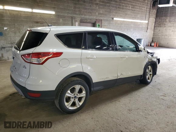 2016 Ford Escape SE with VIN 1FMCU9GX8GUB68380, listed as a Copart auction lot 52086795 with 130,183 mi miles and Salvage Title. Bid and sale history available at carsss.com. Image 3.